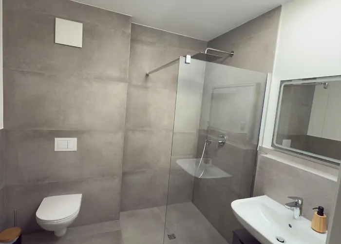 Wohntraum * 居特斯洛